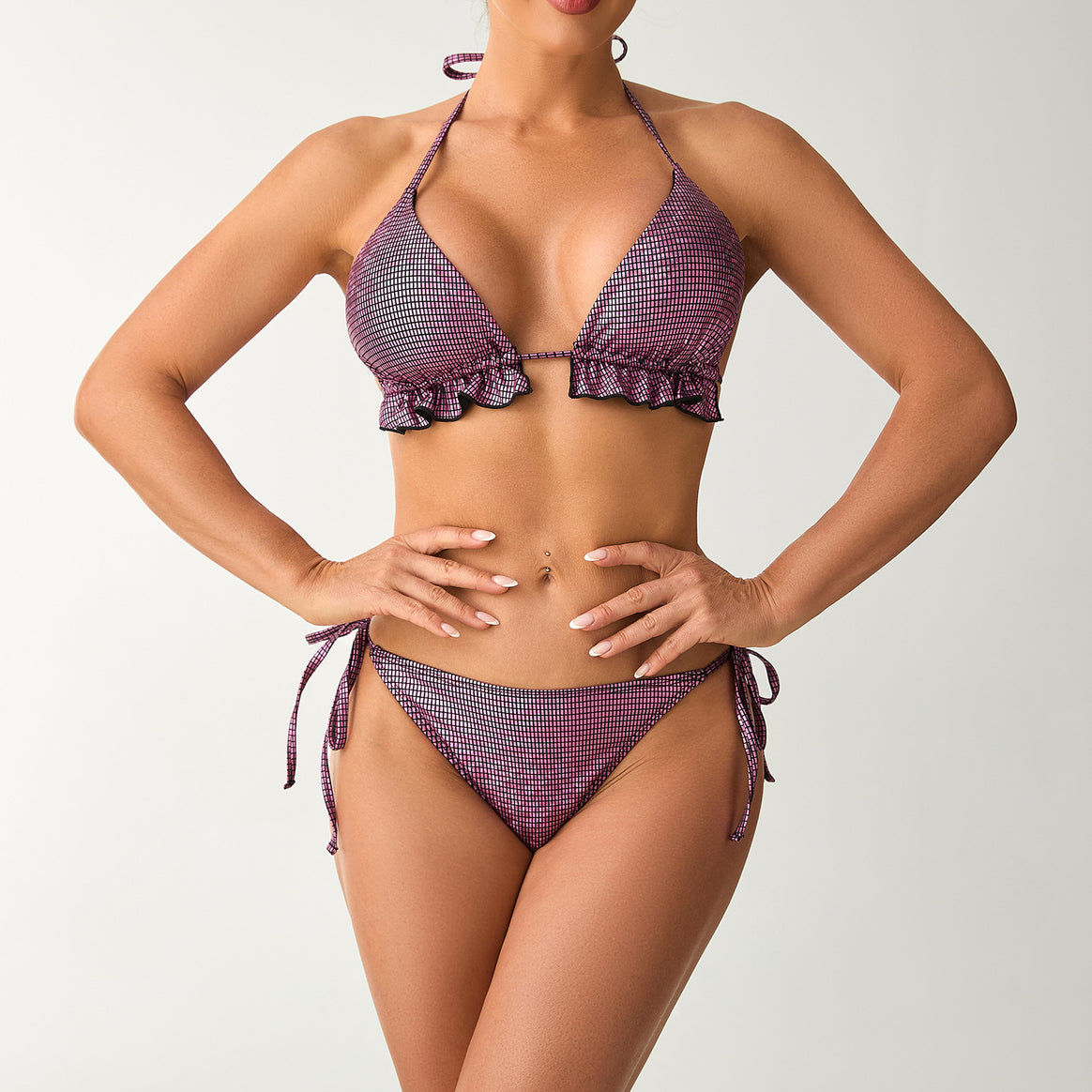 Women's bikini set with ruffle details and decorative ties Mune Fashion
