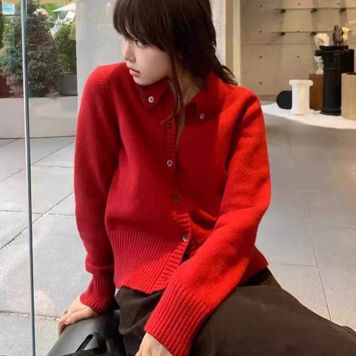 Women's short cardigan with boxy silhouette and extra soft cashmere look Mune Fashion