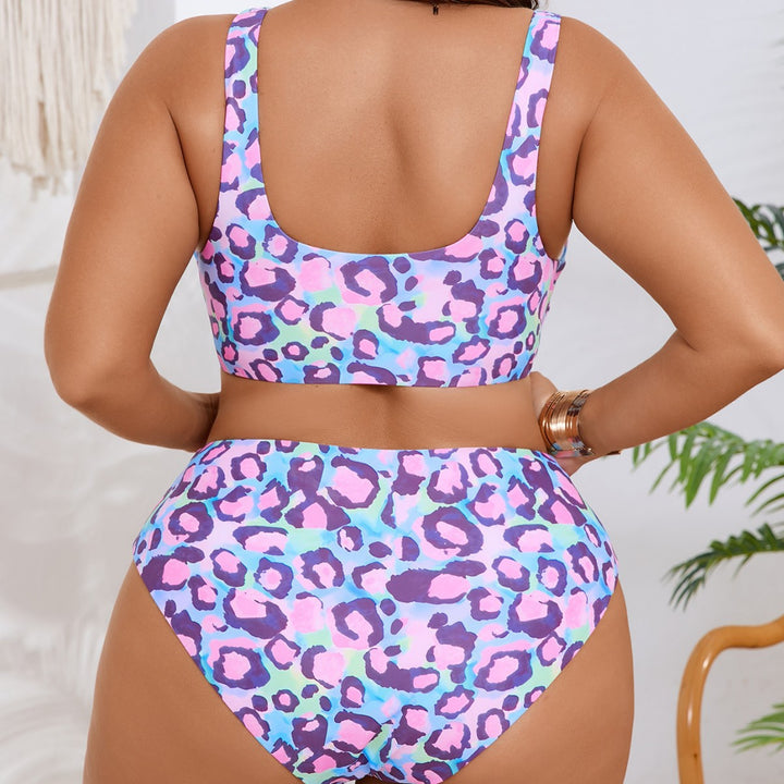 Women High-Cut Bikini Set with Refined Bust Details Mune Fashion