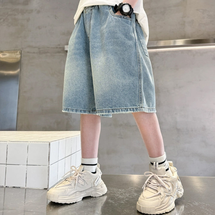 Unisex trendy loose-fitting denim shorts with practical pockets Mune Fashion