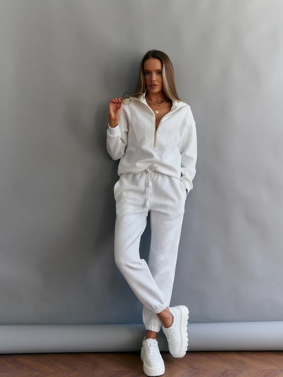 Women's padded lounge suit with half zip and elastic comfort pants Mune Fashion