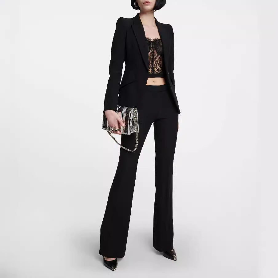 Women's Tailored Single-Breasted Blazer with Sculpted Shoulder and Tailored Cut Mune Fashion