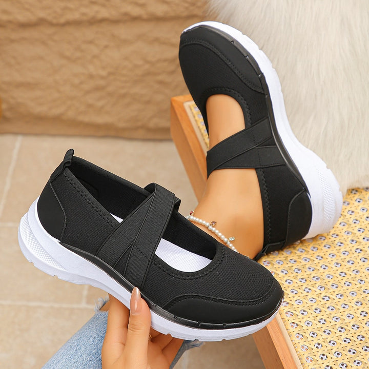 Women's Sportive Mary-Jane Sneaker with Elastic Cross Strap Mune Fashion