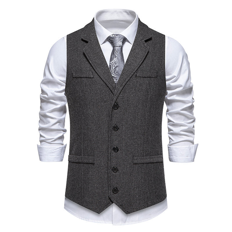 Men's tweed vest with herringbone pattern, notch collar, and flap pockets Mune Fashion