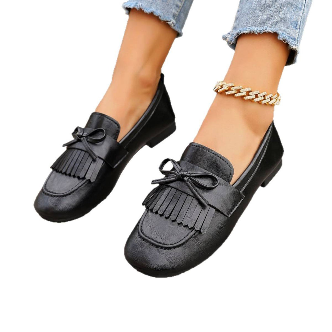 Ladies Comfortable Moccasins with Fringe Detail Mune Fashion