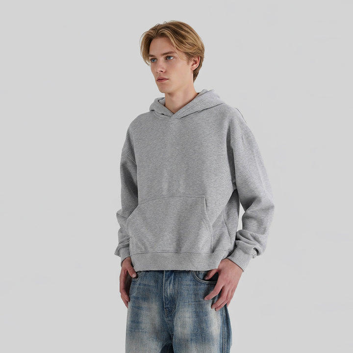 Unisex hoodie made of soft cotton fleece with kangaroo pocket and shortened silhouette Mune Fashion