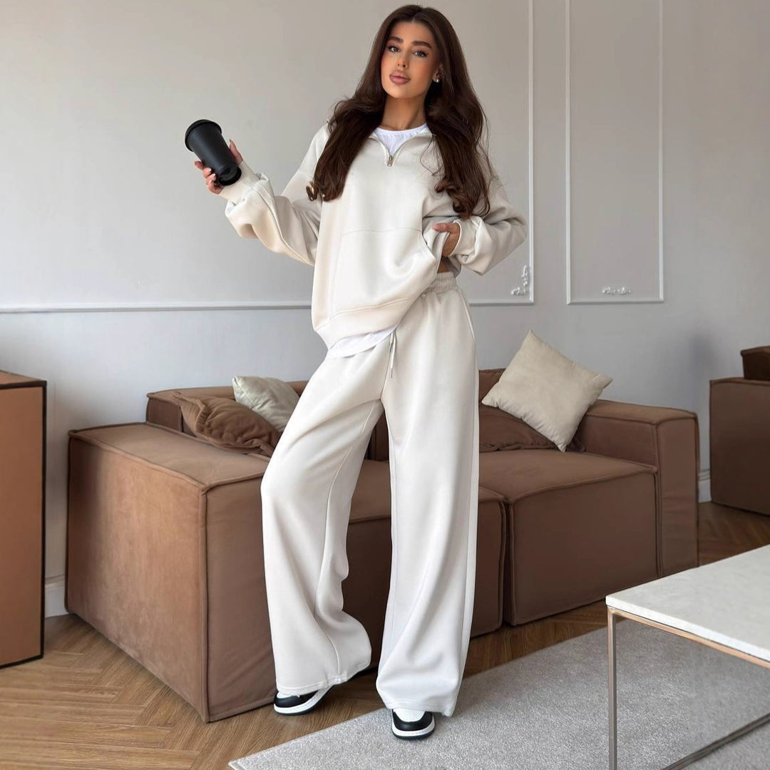 Women nan wide half-zip lounge set with hoodie, kangaroo pocket and flowing wide-leg pants Mune Fashion
