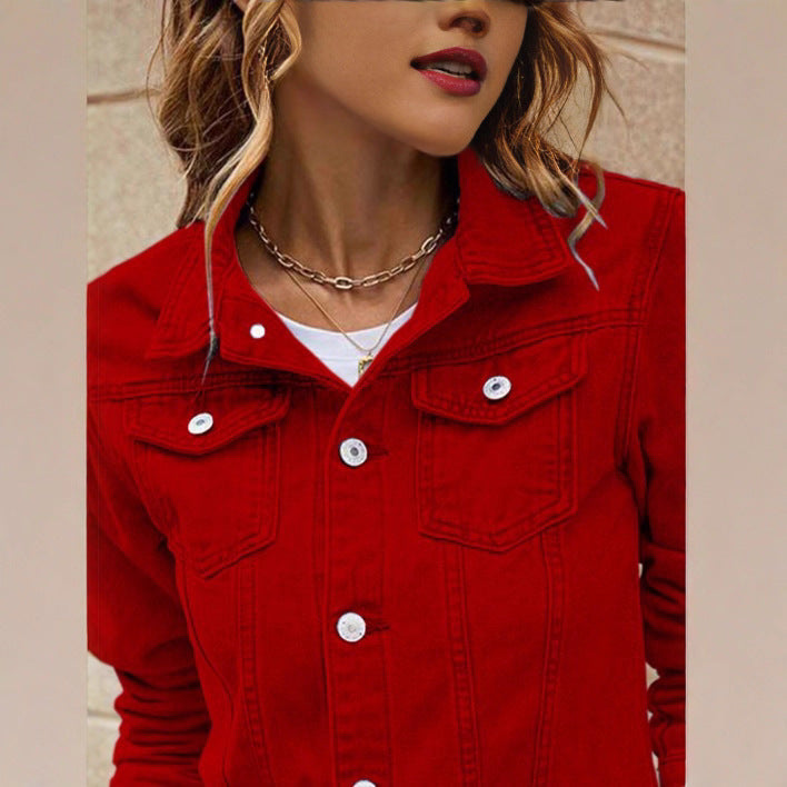 Women's fitted short denim jacket in trucker style with flap pockets Mune Fashion