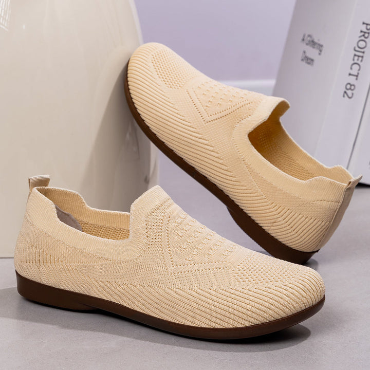 Women's Comfortable Stretch Sneakers with Non-Slip Sole Mune Fashion