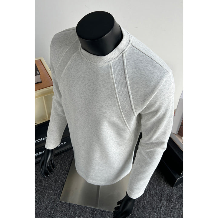 Men's fine knit sweatshirt with raglan sleeves and structured shoulder yoke Mune Fashion