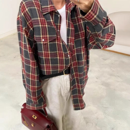 Women's Checkered Oversized Flannel Shirt Blouse with Snap Button Placket and Shirt Collar Mune Fashion