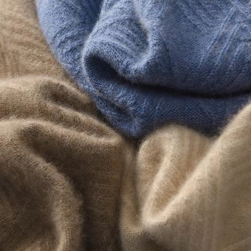 Men's short roll-neck sweater made of merino mix with diagonal diamond structure Mune Fashion