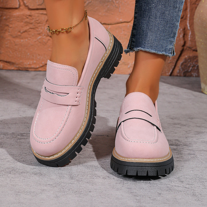 Women Chunky Loafer with thick profile sole and faux suede upper material Mune Fashion