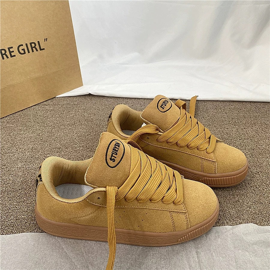 Women's sneakers made of soft suede with a non-slip rubber sole Mune Fashion