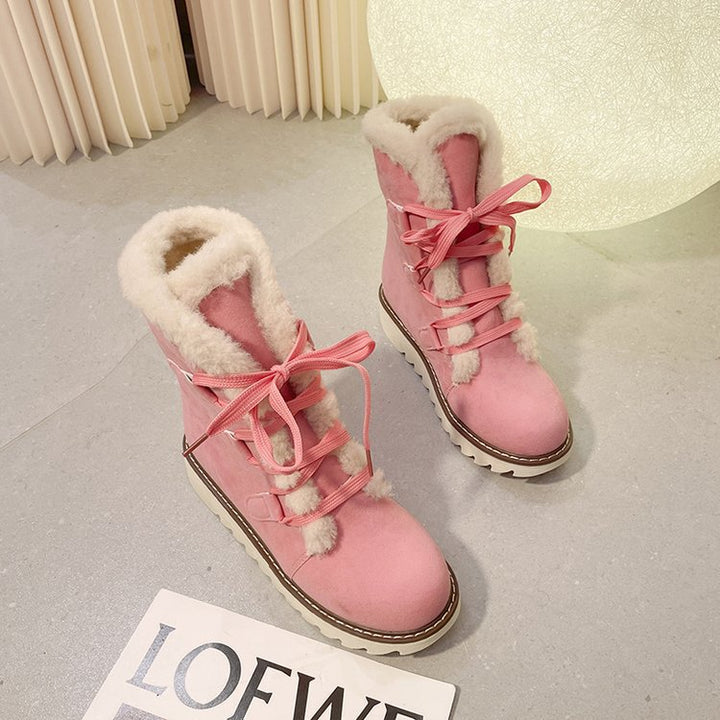Women's Winter Lace-Up Boots in Trekking Look with Teddy Lining and Notched Wedge Sole Mune Fashion