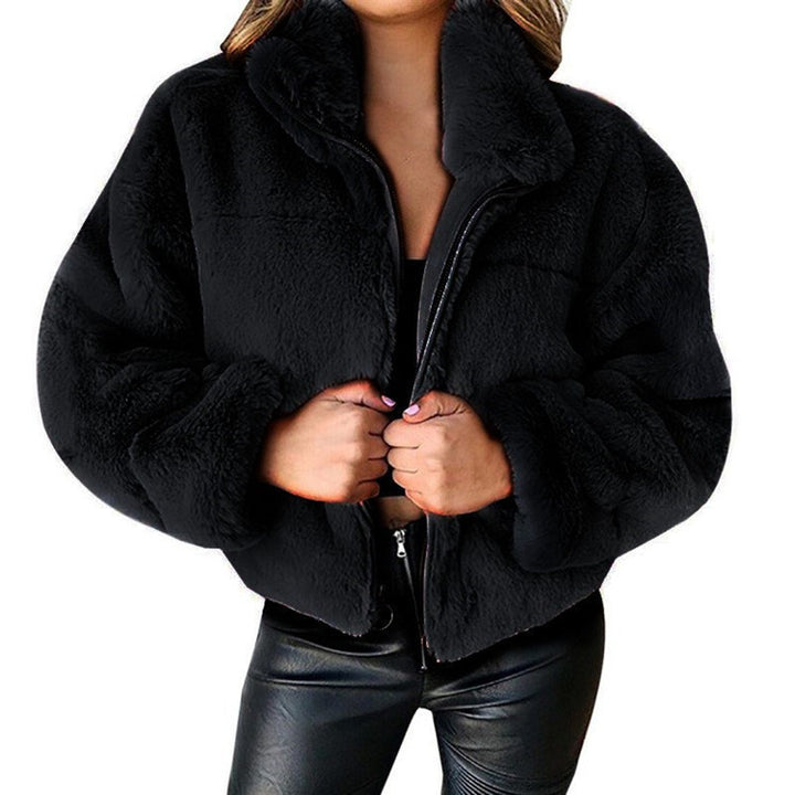 Women nan short cozy faux fur jacket with stand-up collar and zipper Mune Fashion