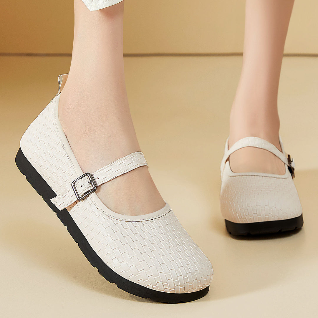 Ladies nan Mary-Jane ballerina slippers with woven surface structure, adjustable strap and shock-absorbing lightweight sole Mune Fashion
