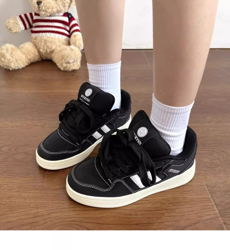 Women's Sports Sneakers with Breathable Mesh Surface and Comfortable Cushioning Mune Fashion