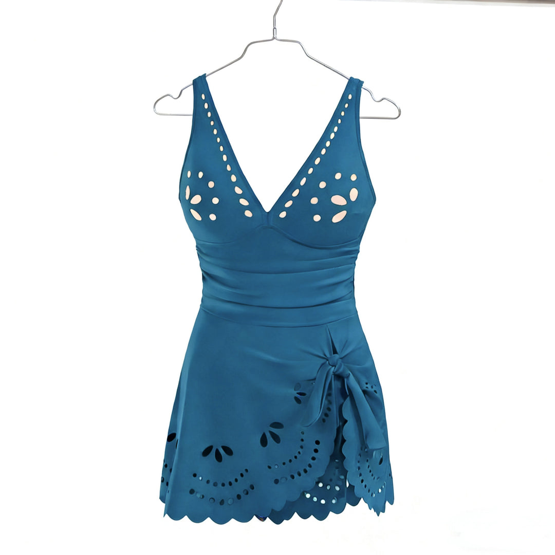 Women's Swimwear with Refined Cut-Outs Mune Fashion