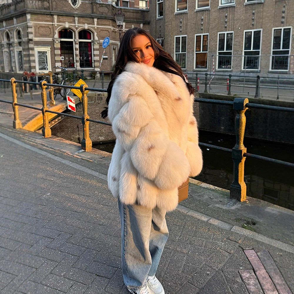 Women Short Cut Faux Fur Coat with Voluminous Teddy Effect Mune Fashion
