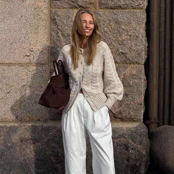 Women Chunky Knit Cable Pattern Cardigan with Balloon Sleeves Mune Fashion