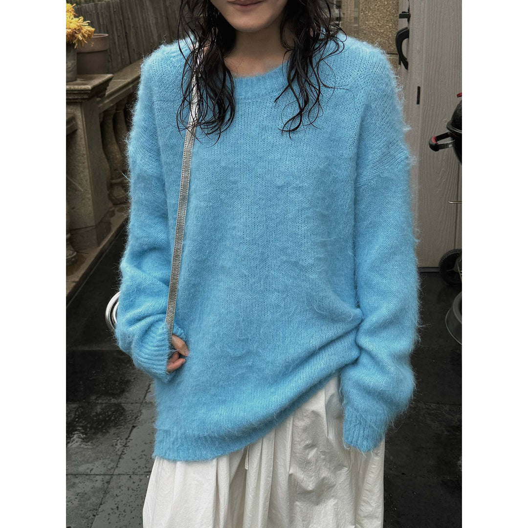Women Soft Oversize Mohair-Optic Sweater with Ribbed Hem and Round Neckline Mune Fashion