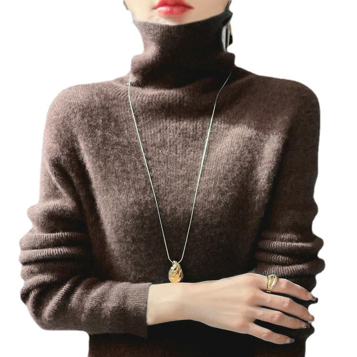 Women's short-cut turtleneck sweater made of soft cashmere blend with slim silhouette Mune Fashion