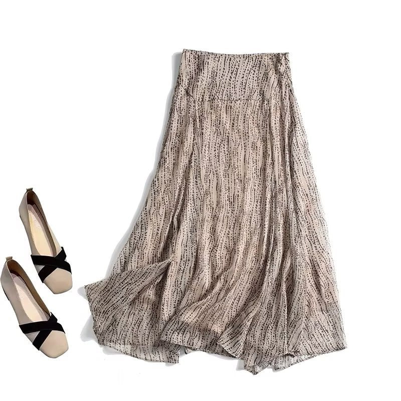 Women Flowing Midi Skirt with Pleat Effect and Subtle Polka Dot Print Mune Fashion