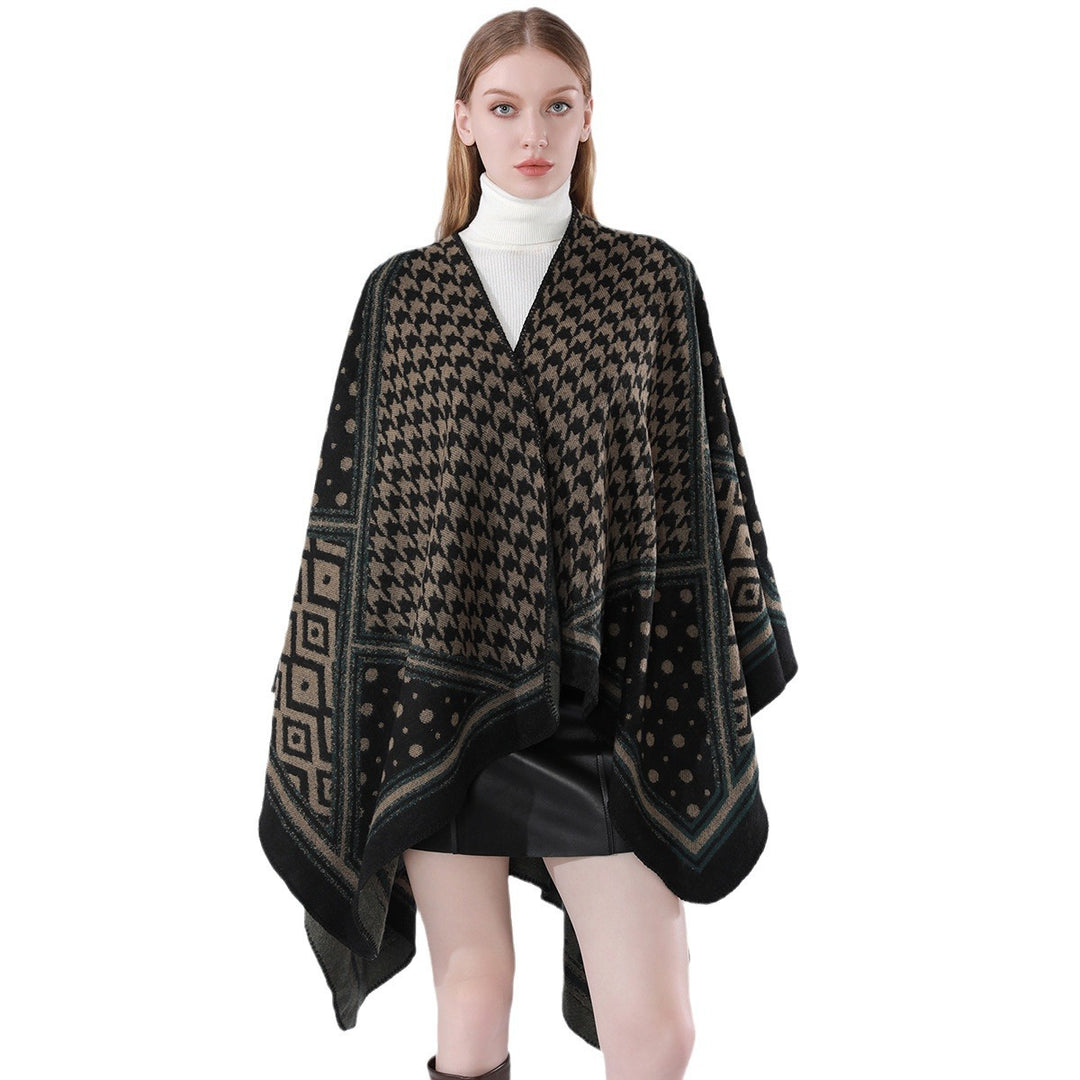 Women's Coarse Woven Cape Wrap with Houndstooth and Border Pattern Mune Fashion
