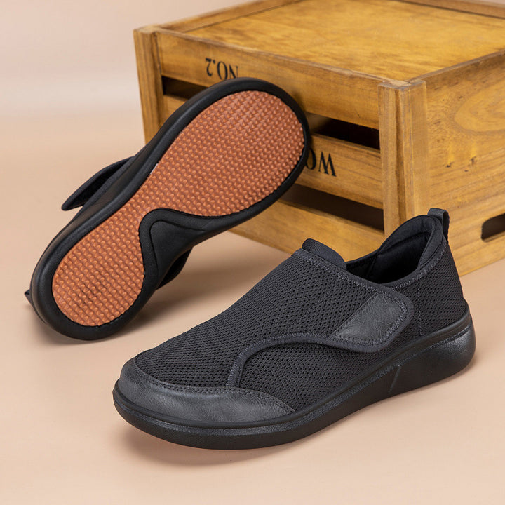 Ladies Comfort Slippers with Breathable Mesh and Elastic Entry Mune Fashion