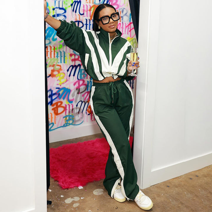 Women cropped sporty bomber jacket with full zip and fitted drawstring Mune Fashion