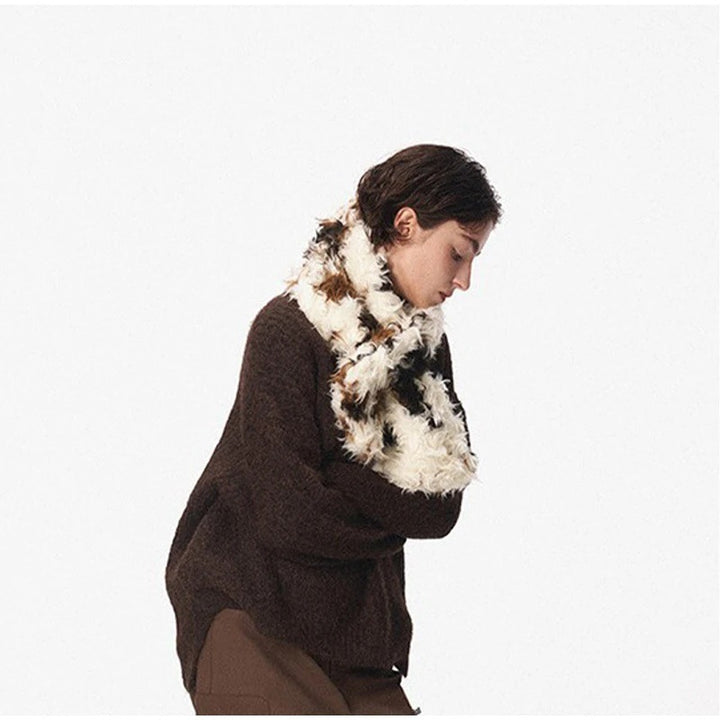 Women's faux fur shawl stole with curly shaggy texture and loop closure Mune Fashion