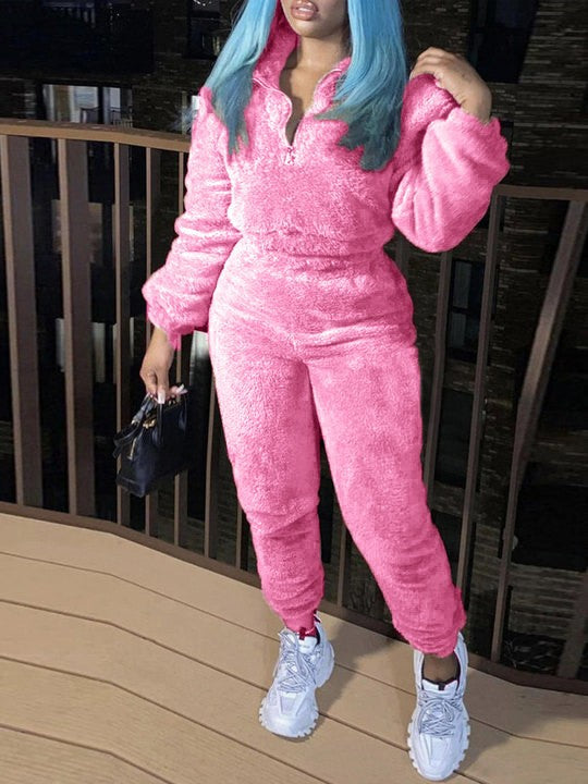 Ladies cozy teddy fleece two-piece with half zip and high-waist joggers Mune Fashion