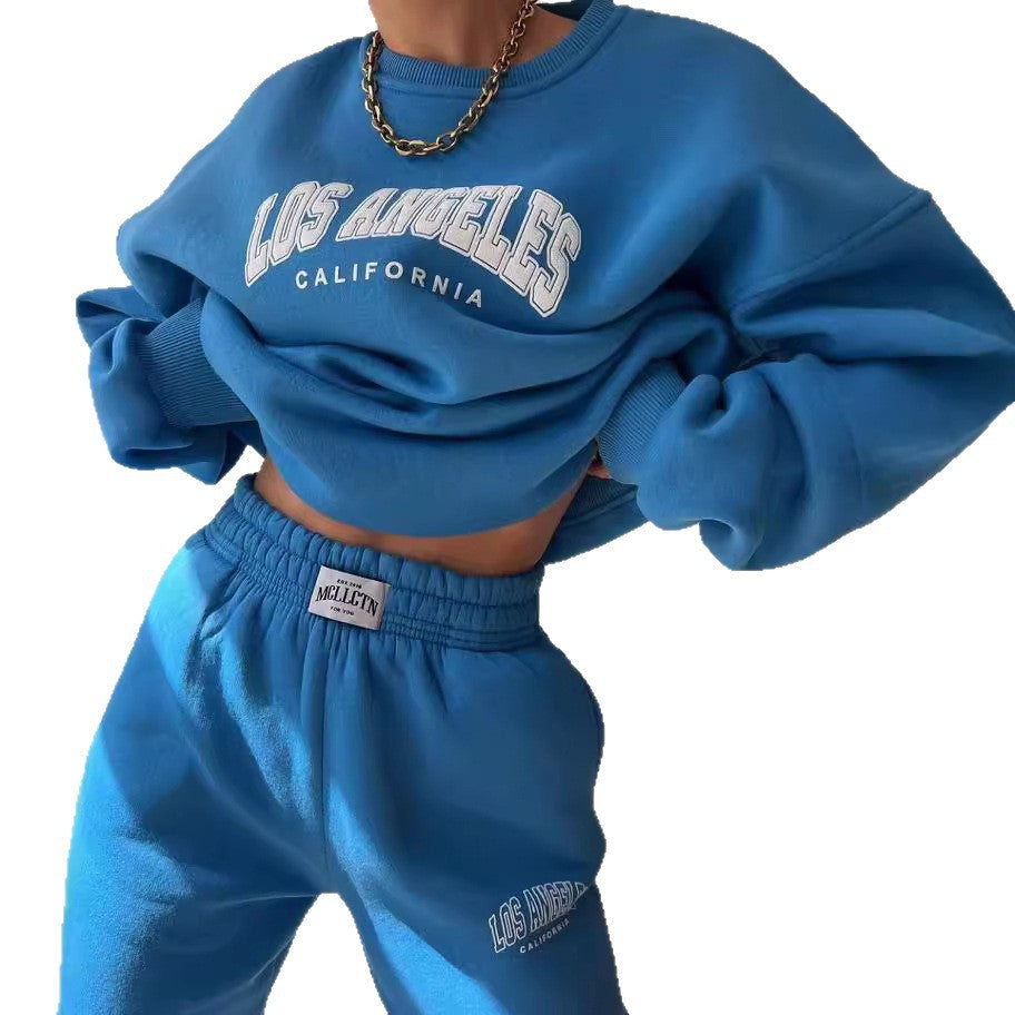 Women Oversized Lounge Set made of cotton fleece with college embroidery and relaxed joggers Mune Fashion
