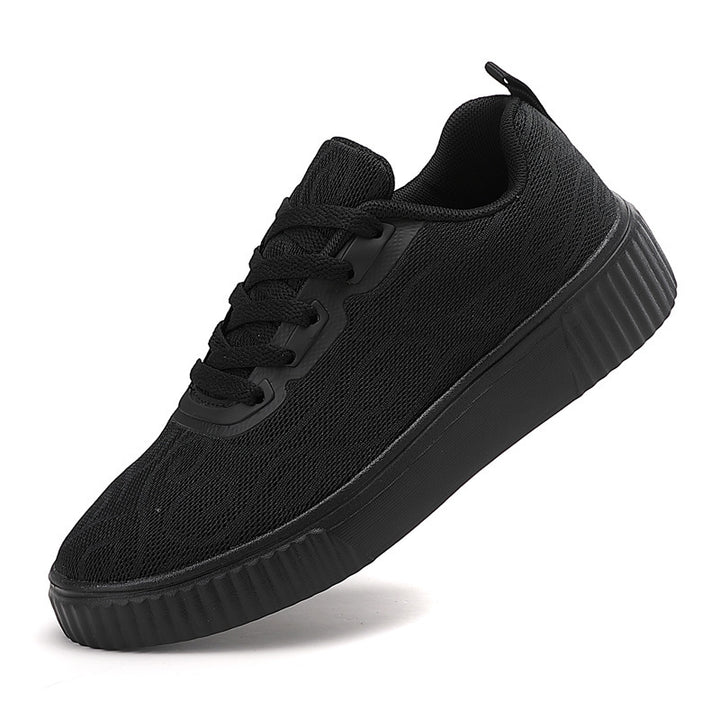 Women's airy platform sneakers with knitted upper material and cushioned comfort footbed Mune Fashion
