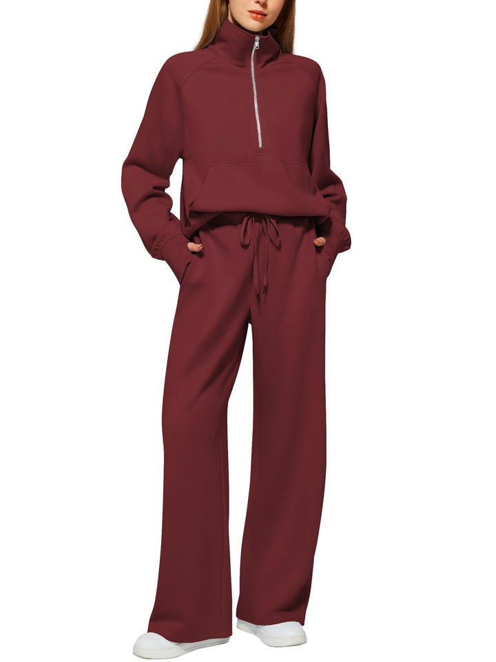 Women half-zip lounge set with high stand-up collar, kangaroo pocket and wide high-waist joggers Mune Fashion