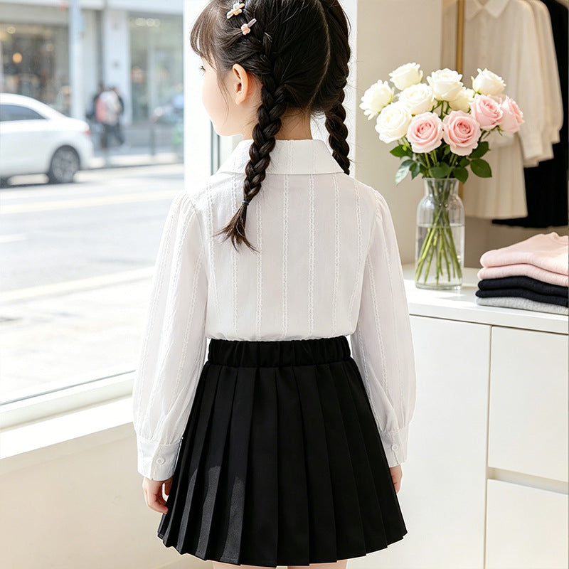 Women’s blouse with ruffle details and fine embroidery Mune Fashion