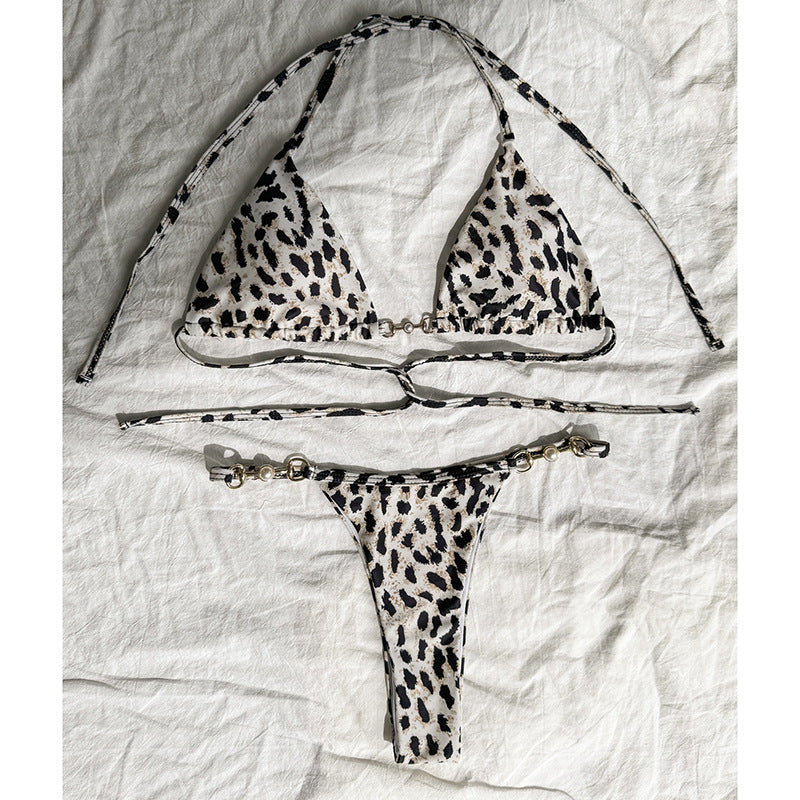 Women's Triangle Bikini with Fashionable Chain Details Mune Fashion