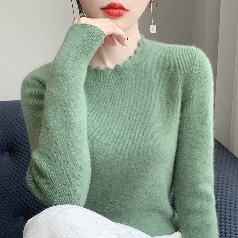 Women's Soft Fine Knit Sweater with Wavy Round Neckline and Cashmere-like Surface Mune Fashion