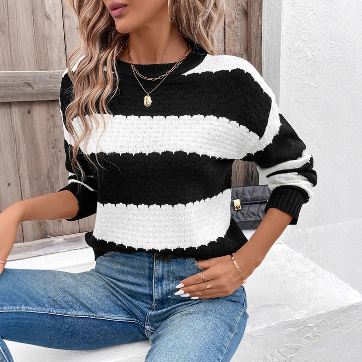 Women Casual Knit Sweater with Decorative Stripes Mune Fashion