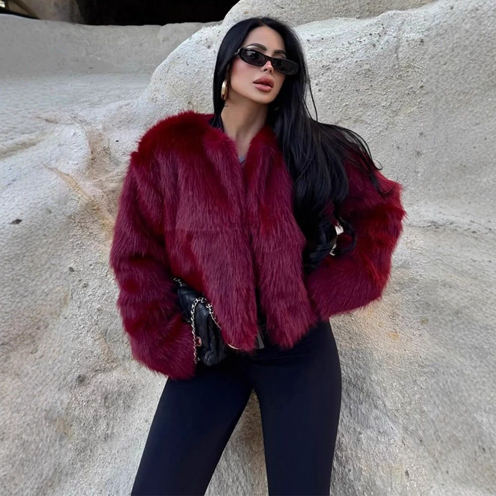 Women's short-cut boxy faux fur bomber with voluminous shawl collar Mune Fashion