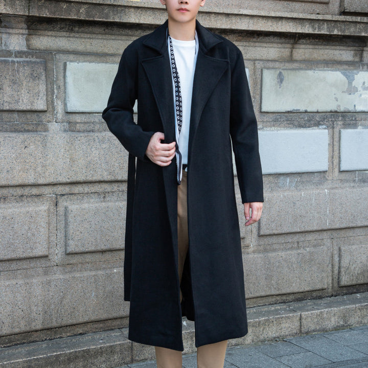 Men's Maxilength Wool Blend Overcoat with Minimalist Silhouette and Concealed Button Placket Mune Fashion