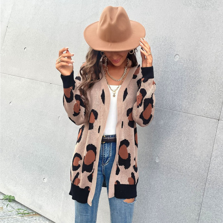 Women's Longline Cardigan in Leo Jacquard with Open Front and Ribbed Cuffs Mune Fashion