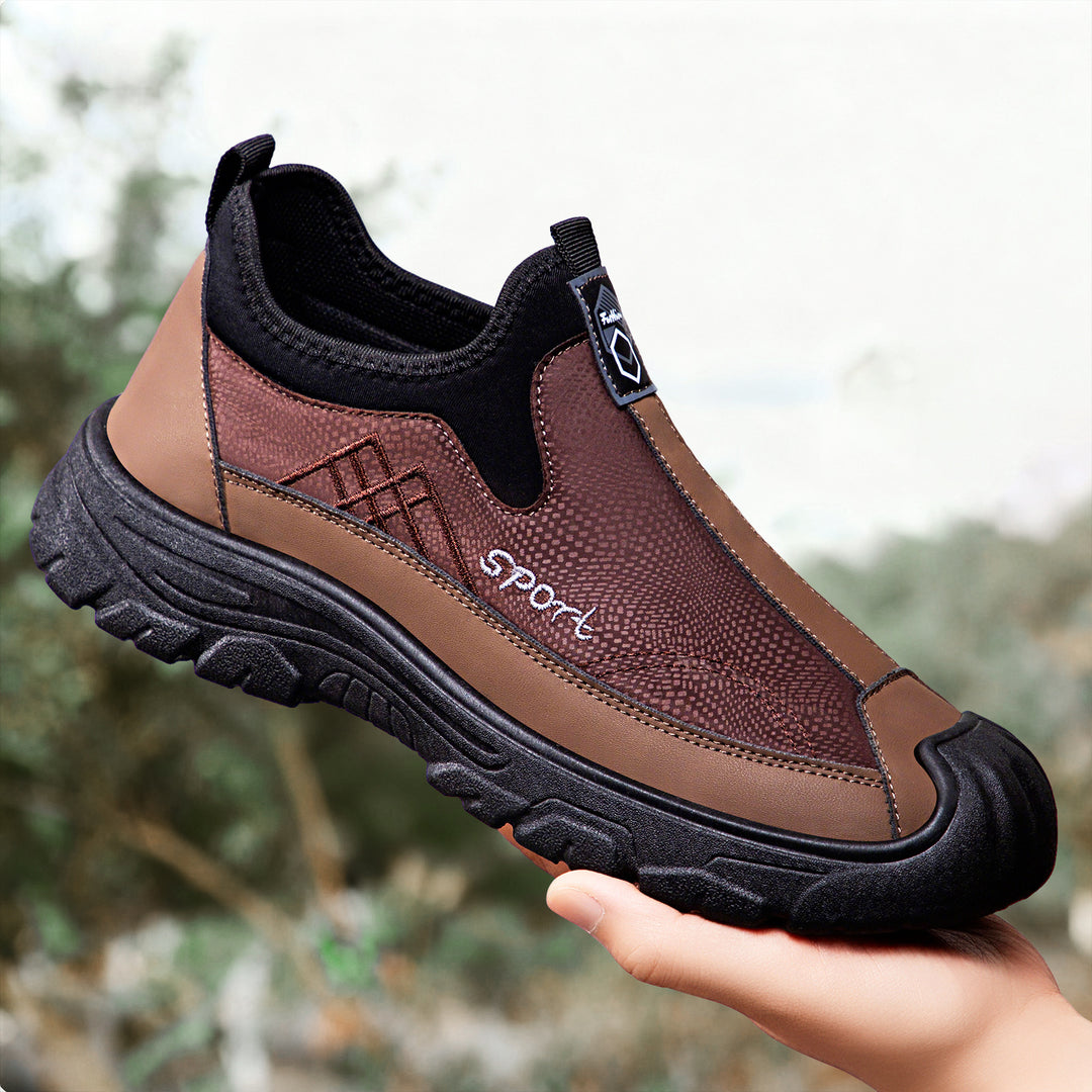 Men's robust slip-on work sneakers with reinforced toe cap, slip-resistant profile sole, and elastic entry Mune Fashion