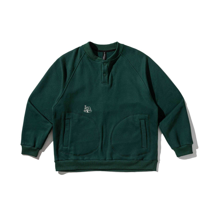Men's sweatshirt with button placket in Henley style, raglan sleeves and patch round pockets Mune Fashion