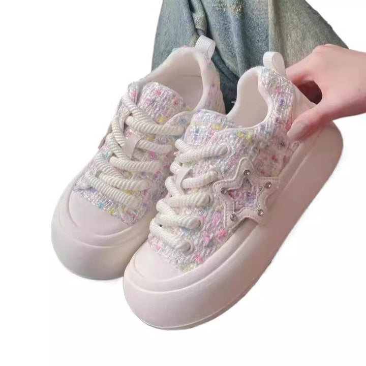 Ladies Elegant and Comfortable Sneakers with Glittering Star Detail Mune Fashion