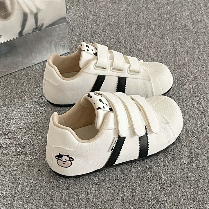 Women's sneakers with practical Velcro fasteners and fun animal designs Mune Fashion