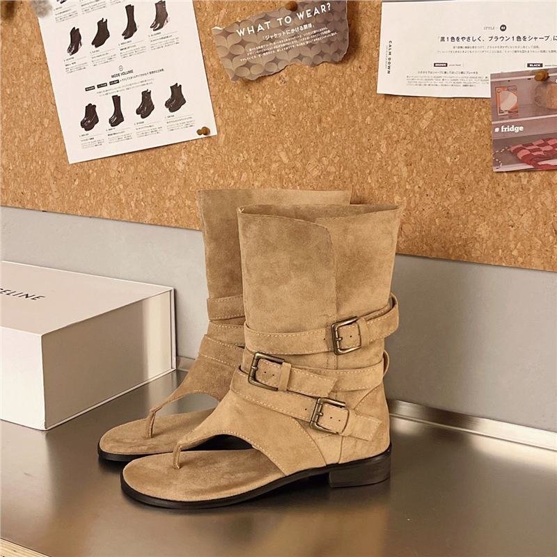 Women Sandals-Ankle boots made of suede with toe strap and decorative buckle straps Mune Fashion