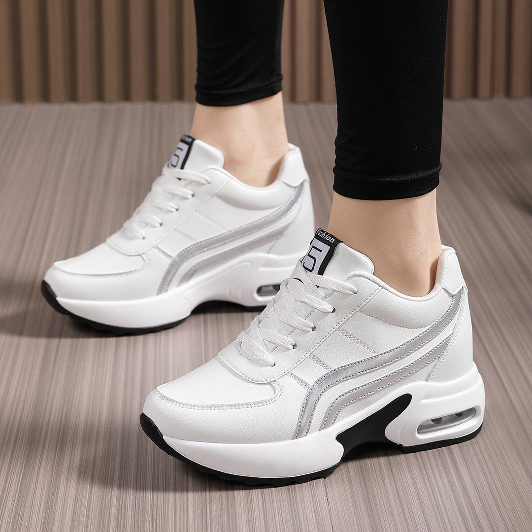 Women's platform sneaker with visible air chamber, ergonomic wedge sole and padded ankle collar Mune Fashion