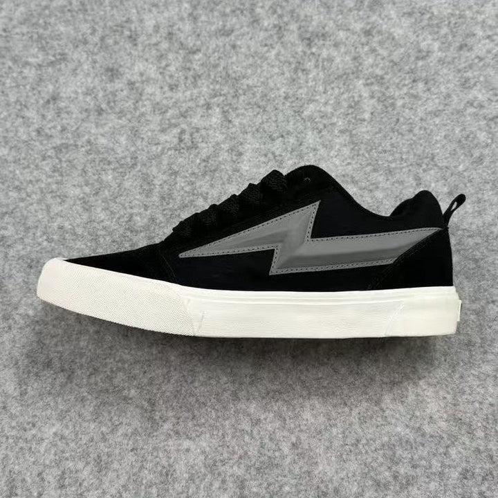Women's sporty sneakers with futuristic accents and durable outsole Mune Fashion